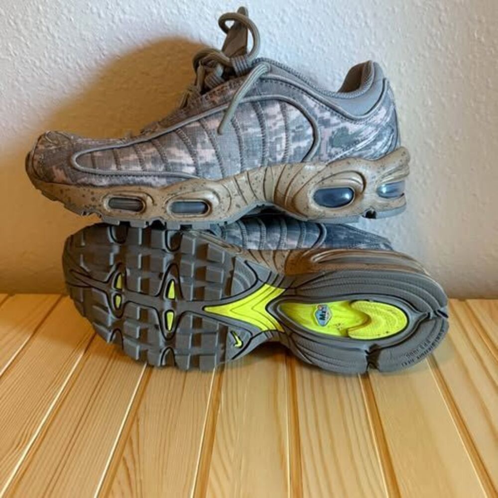 Nike Air Max Tailwind 4 Youth 6.5